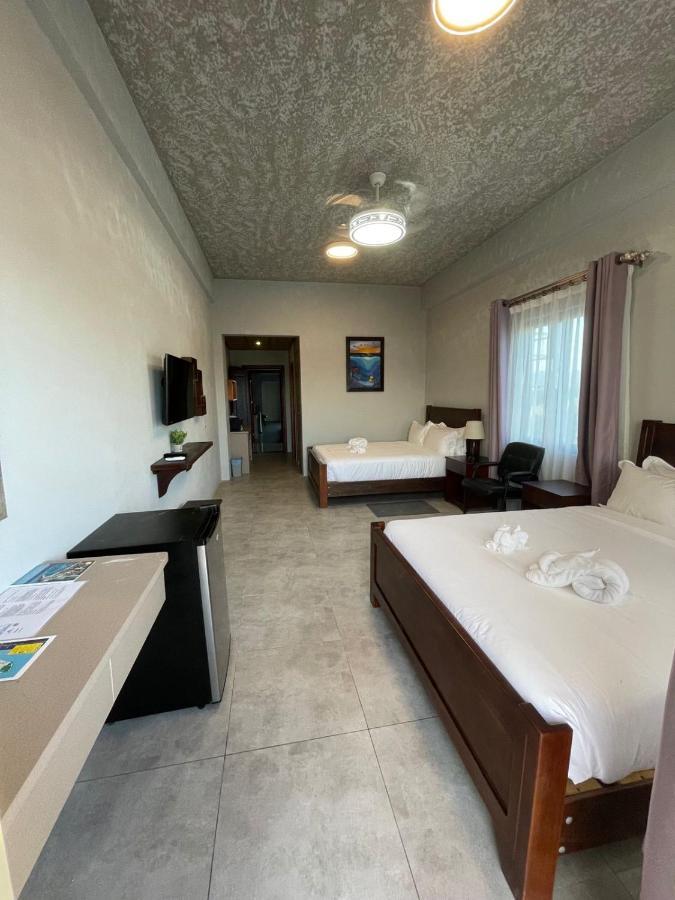 Coral View Hotel & Resort Caye Caulker Exteriör bild